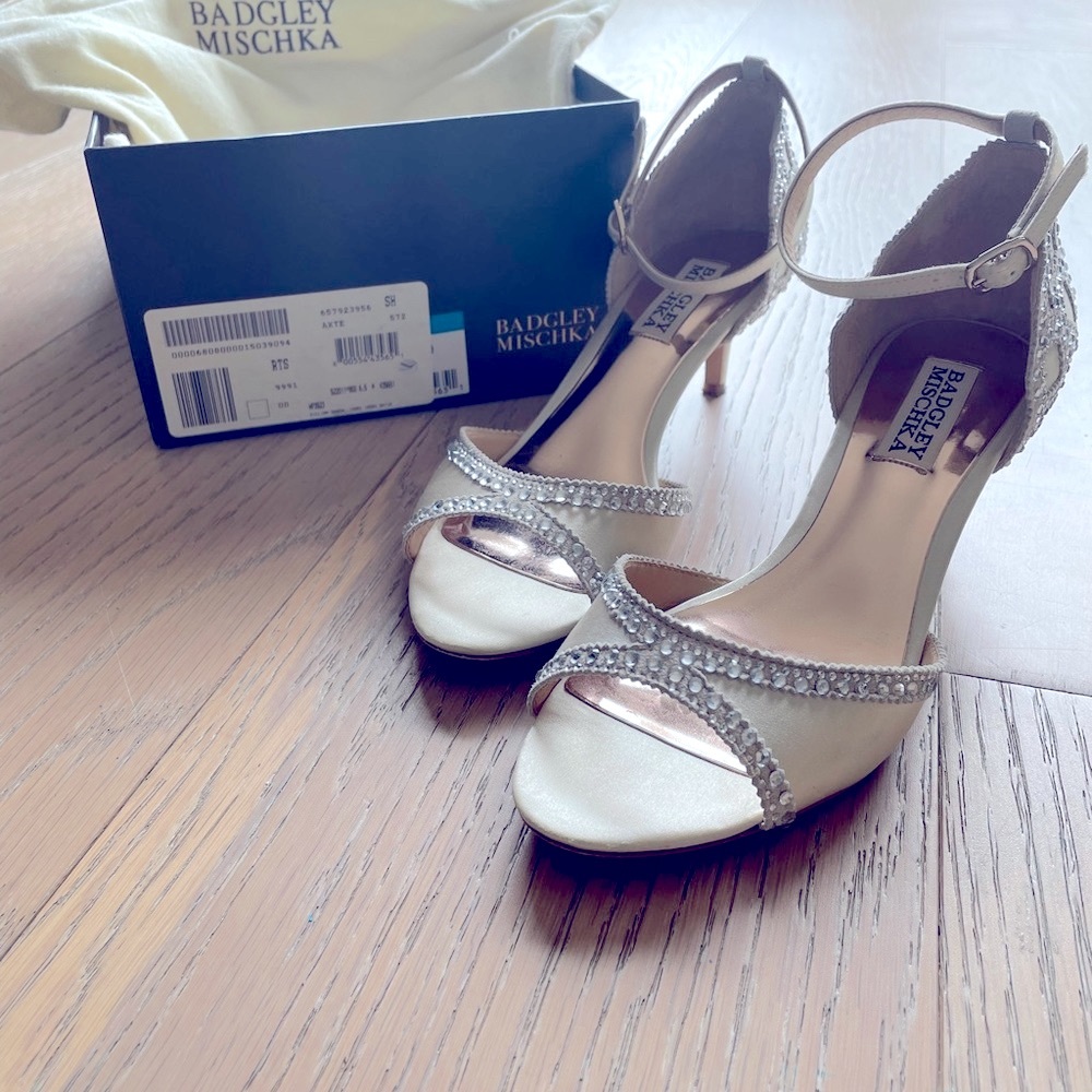 Badgley Mischka evening dress sandals